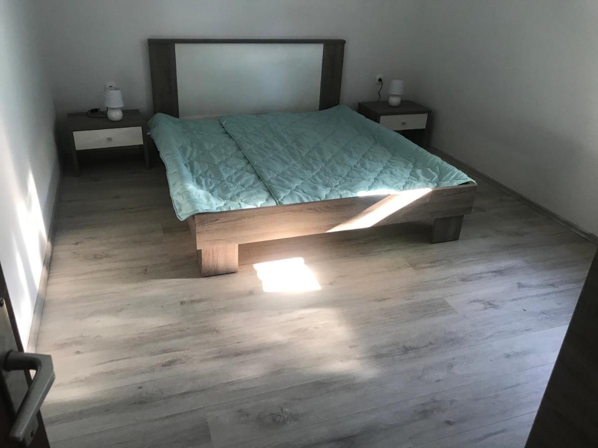 Apartments Lena Baška Zewnętrze zdjęcie