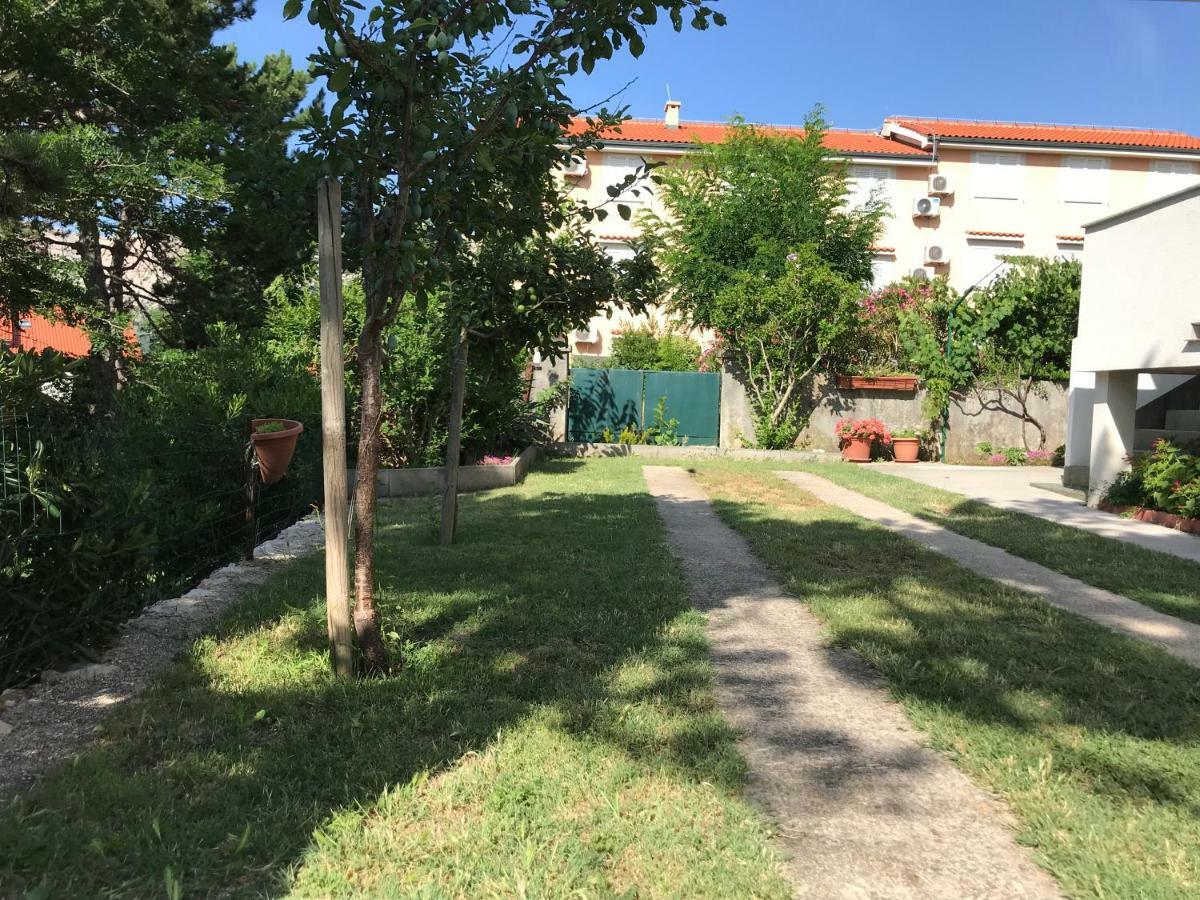 Apartments Lena Baška Zewnętrze zdjęcie
