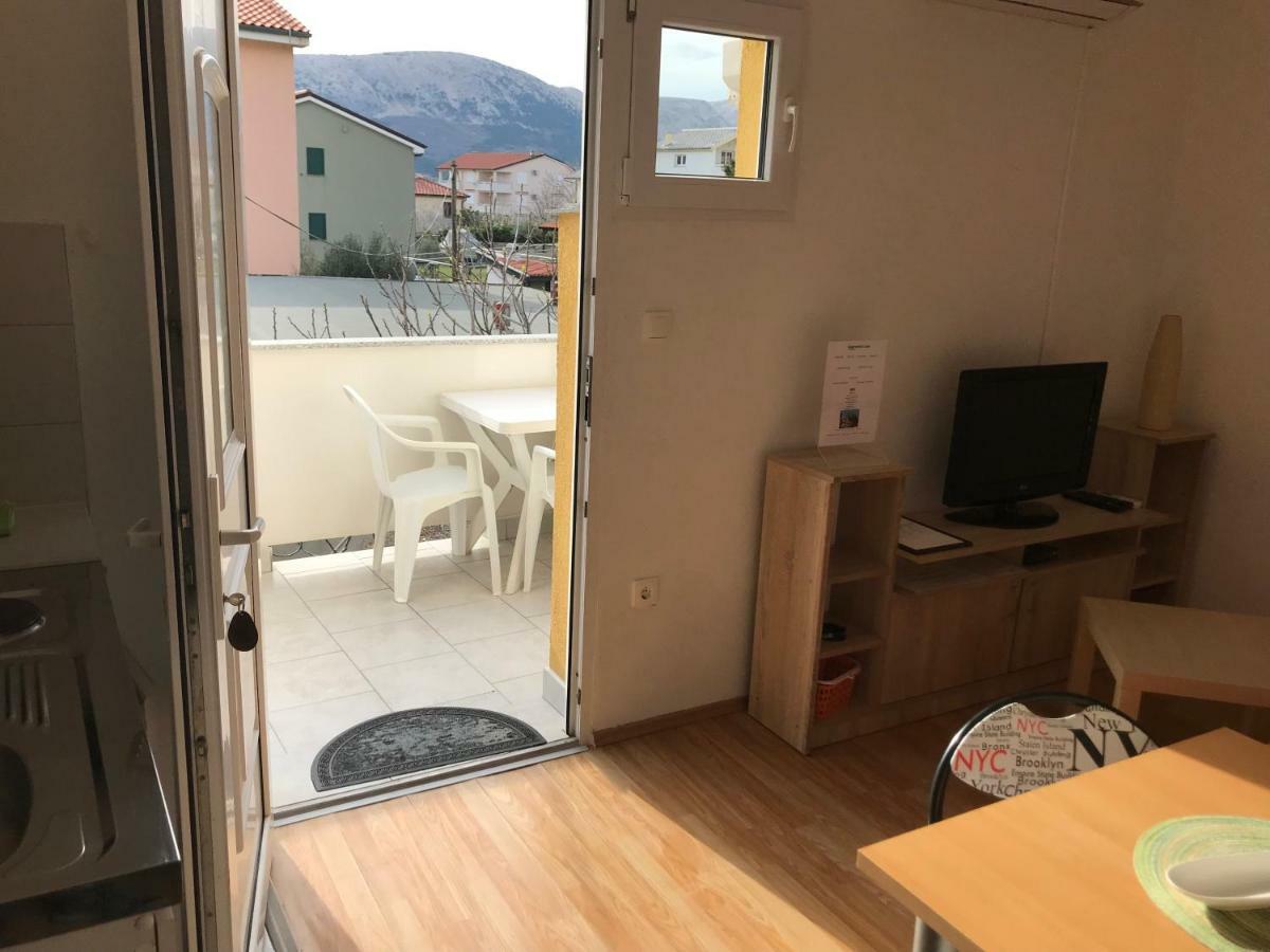 Apartments Lena Baška Zewnętrze zdjęcie