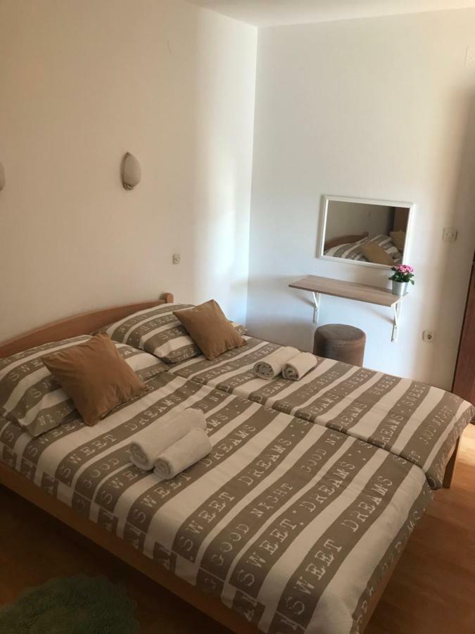 Apartments Lena Baška Zewnętrze zdjęcie