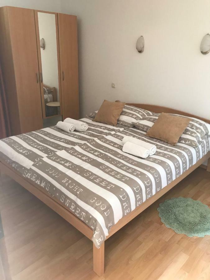 Apartments Lena Baška Zewnętrze zdjęcie